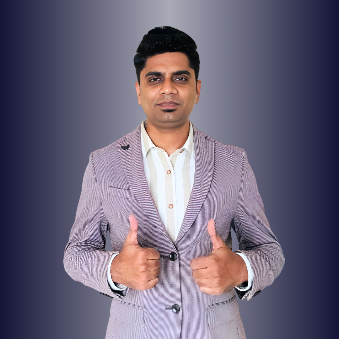 Shrijith Krishnan speaking at a leadership masterclass